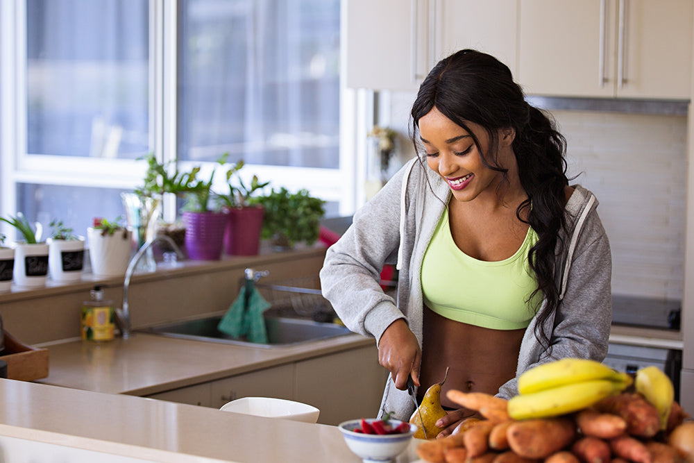 8 Guilt-Free, Healthy Snacks Anyone Can Eat On A Diet